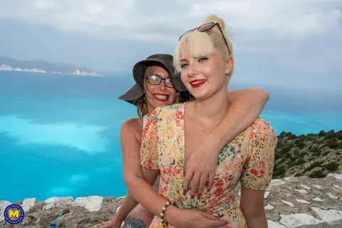 Miss Melissa: Busty Mature Redhead Has Lesbian Sex on the Beach – photo 2 of 16
