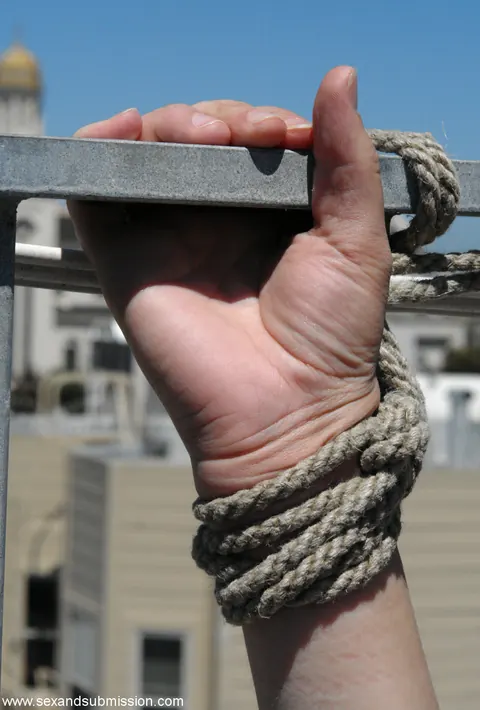 Jade Marxxx: Brunette MILF in Bondage Gets Fucked and Kissed While Bound – photo 2 of 20