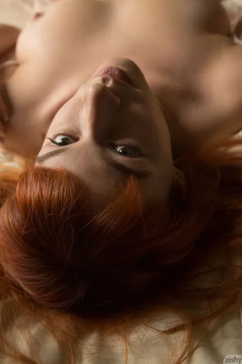 Penelope Lynn: Redhead with Big Natural Tits Spreads Her Pussy – photo 10 of 11