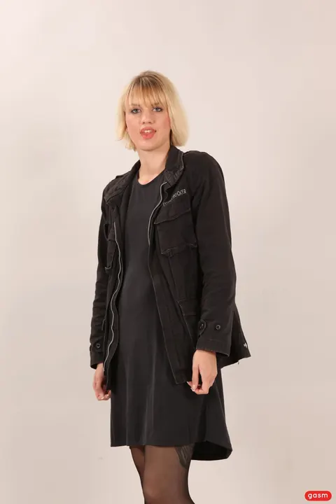 Sina Longleg: Blonde German MILF with Short Hair Poses Fully Clothed – photo 1 of 15