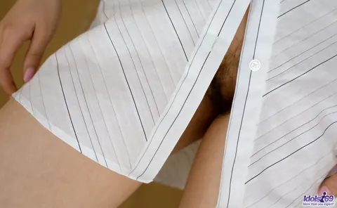 Thick Japanese Woman Strips Off Her Panties and Heels to Spread – photo 11 of 16