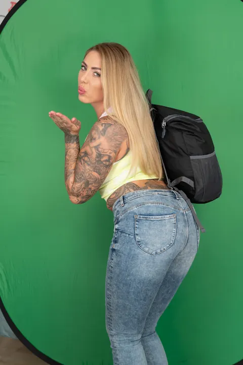 Mia Blow: Inked German BBW in Jeans Takes Interracial Anal and Fingers Herself – photo 18 of 21