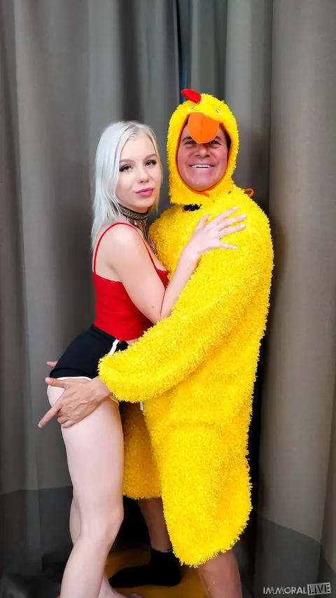 Mary Monroe: Blonde Takes Anal Sex and a Creampie – photo 1 of 14