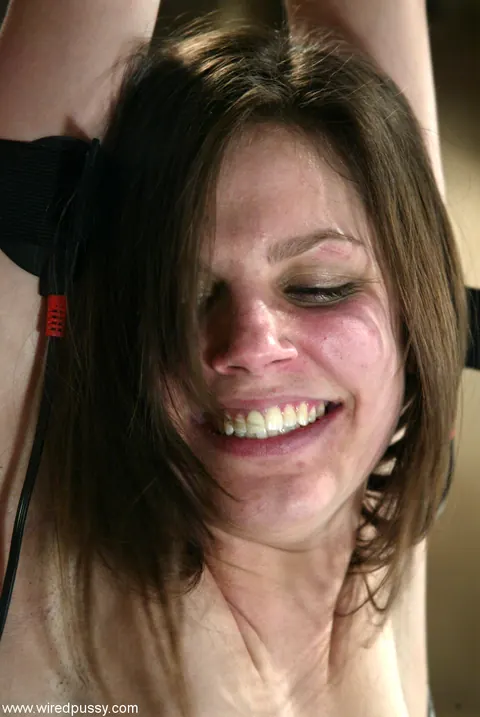 Bobbi Starr: Slim Short-Haired Lesbians in Bondage Lick and Finger – photo 13 of 21