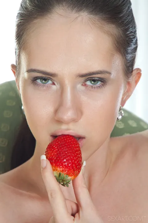 Margo G: European Brunette Inserts a Strawberry into Her Pierced Pussy – photo 1 of 12