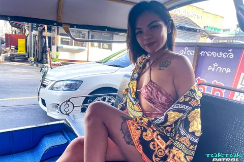 Thick Asian Babe with a Tattoo Sucks Cock Outdoors by a Car – photo 2 of 21