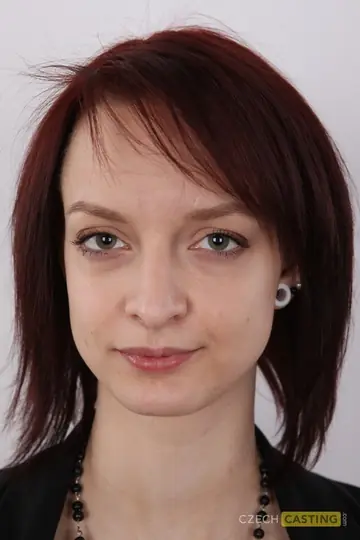Czech Woman Strips Out of Her Yoga Pants and Spreads