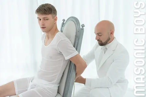 Older Man Binds Twink and Sucks His Cock – photo 4 of 20
