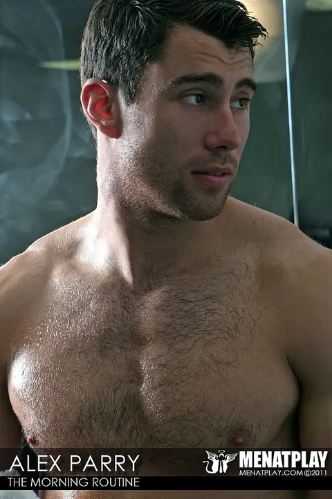 Two Thick Men Kiss Deeply and Fuck in the Bathroom – photo 8 of 15