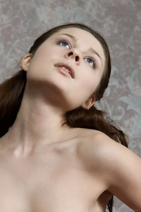 Guerlain A: Thick Hairy Brunette Spreads in Stockings and Panties – photo 10 of 21
