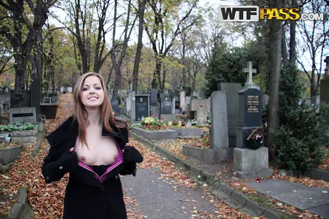 Abigaile Johnson: Blonde Czech Amateur Takes Anal Doggy Style Outdoors – photo 15 of 16