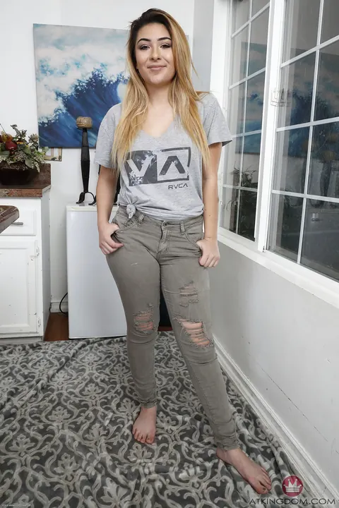 Serena Skye: Brunette Latina Undresses and Shows Her Big Natural Tits – photo 1 of 21