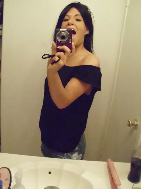 Brunette Strips and Poses for Selfies – photo 7 of 21