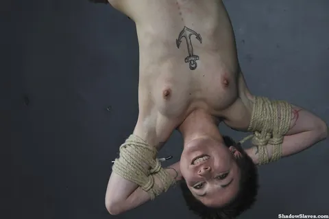 Mei Mara: Thick Asian Brunette Hangs Bound in Rope Suspension – photo 15 of 16