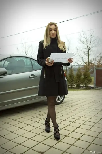 Victoria Puppy – Blonde in Stockings Masturbates with a Dildo and Fingers