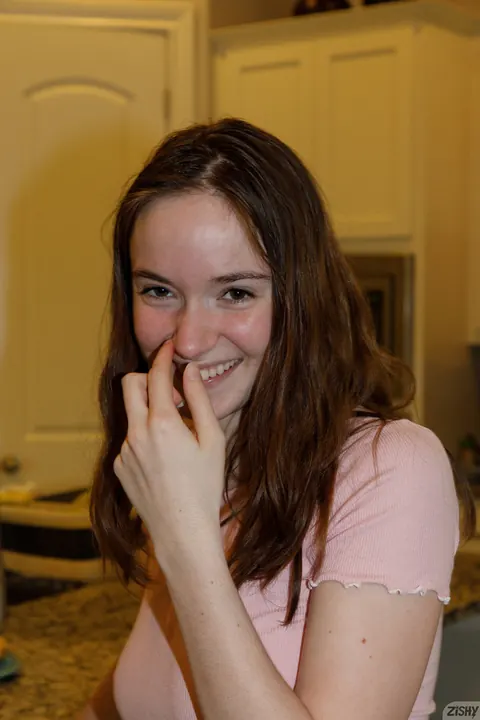 Hazel Moore: Amateur Brunette with Big Natural Tits Fucks Her Partner – photo 1 of 12