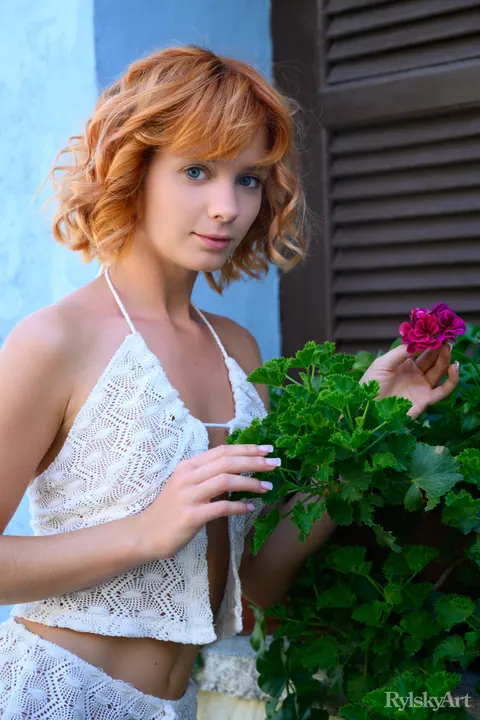 Marta Gromova: Short-Haired Redhead Strips Naked and Spreads Her Hairy Pussy – photo 2 of 16