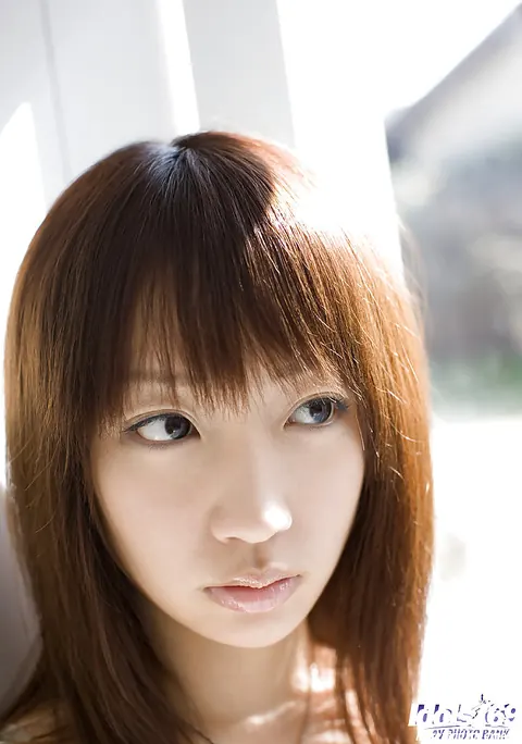 Hina Kurumi: Japanese Brunette Reveals Her Natural Tits in Lingerie Outdoors – photo 3 of 15