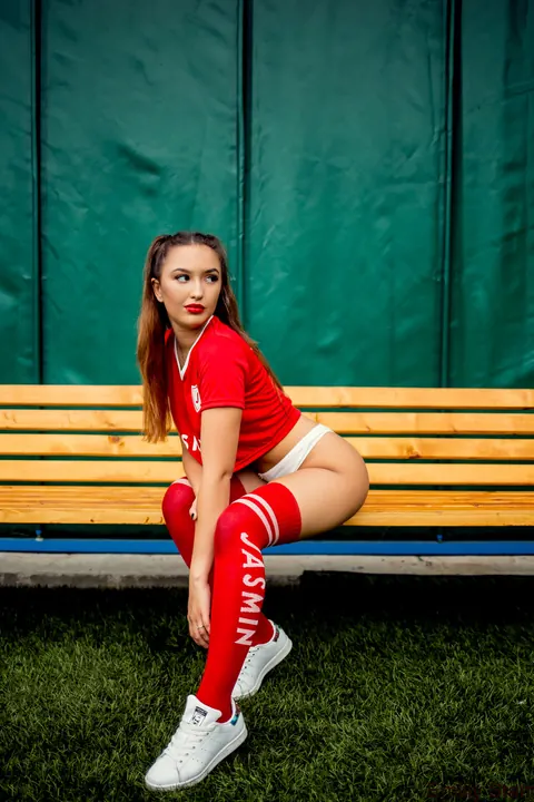 Emilly Starr: Tattooed Blonde Poses in a Soccer Uniform Outdoors – photo 12 of 13
