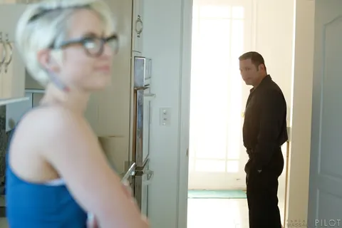 Dylan Phoenix: Short-Haired Blonde in Glasses Enjoys Lesbian Fingering and Pussy Licking – photo 6 of 16