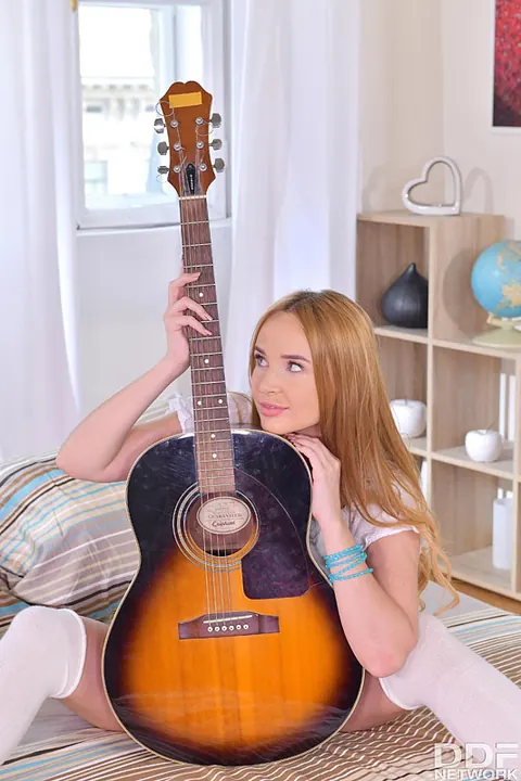 Kaisa Nord: Redhead with a Guitar Sucks Cock and Gets Her Pussy Licked – photo 2 of 12