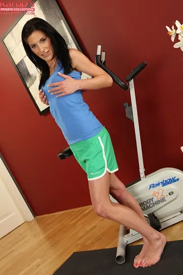 Jessica Black – Athletic Brunette Strips Out of Her Uniform and Shorts in the Gym