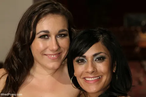 Beretta James: Busty Latina MILF in Bondage Uses a Dildo with a Partner – photo 15 of 20