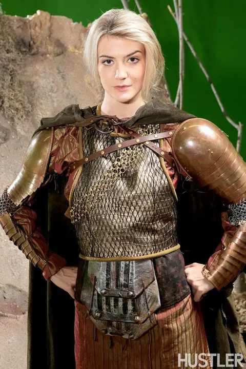 Amanda Tate: Thick Blonde Strips Out of Medieval Cosplay and Spreads – photo 3 of 16