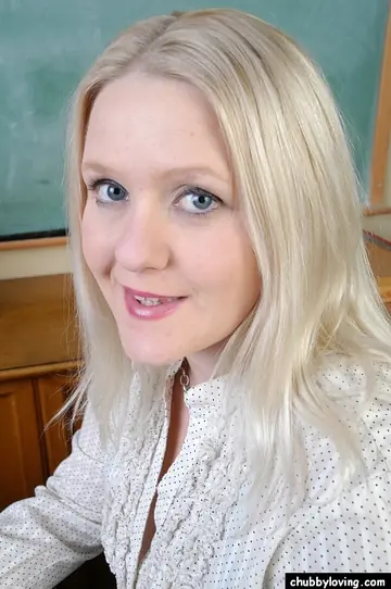 Mature Blonde BBW with Big Tits Strips and Shows Her Pussy