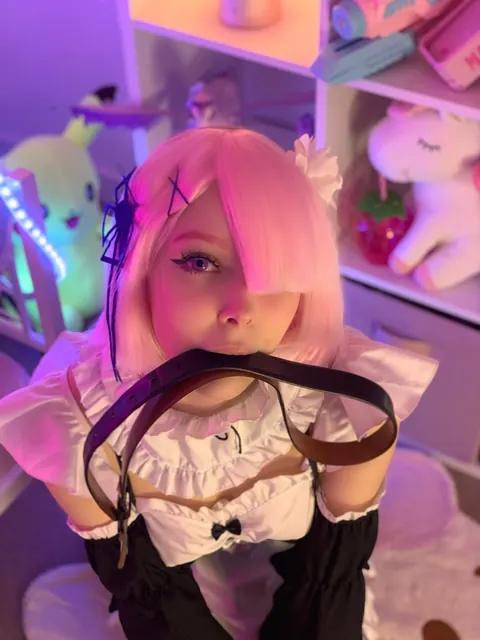 Kitty Gem: Blonde PAWG in a Maid Uniform Spreads Her Ass – photo 14 of 20
