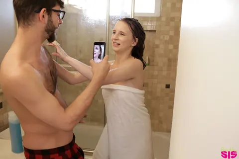 Lily Moon: Brunette with Natural Tits Showers and Takes a Facial – photo 5 of 16