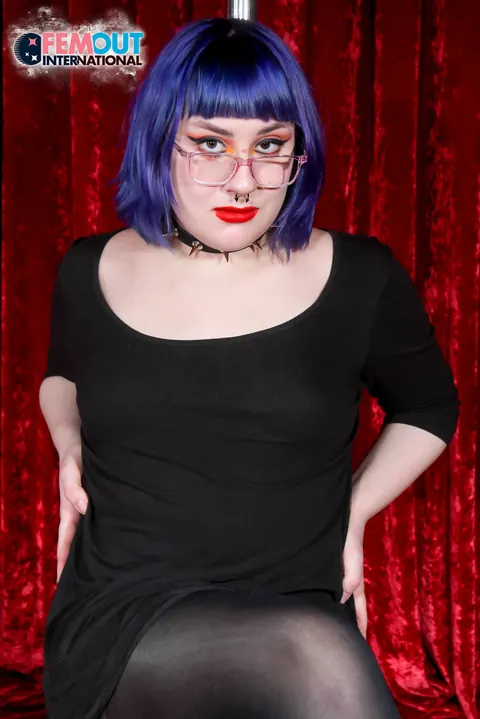 Thick Trans Woman Poses in Sheer Pantyhose Showing Cock – photo 6 of 16