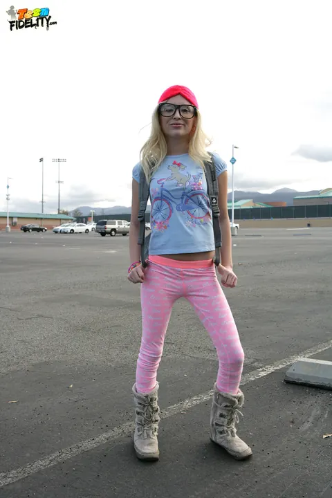 Piper Perri: Petite Blonde in Glasses Strips Out of Her Yoga Pants – photo 5 of 16