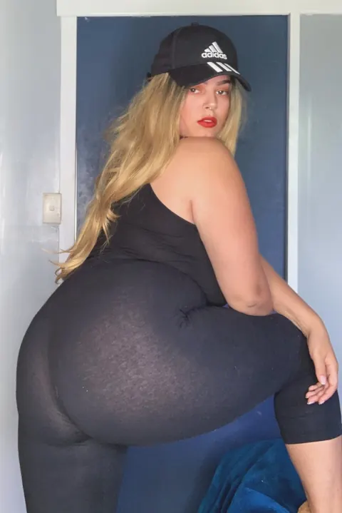 Jordyn khaled: BBW Blonde Shows Her Big Tits in Stockings – photo 2 of 15