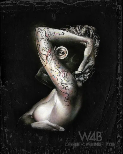 Woman Strips Nude and Poses Among Paintings – photo 15 of 18