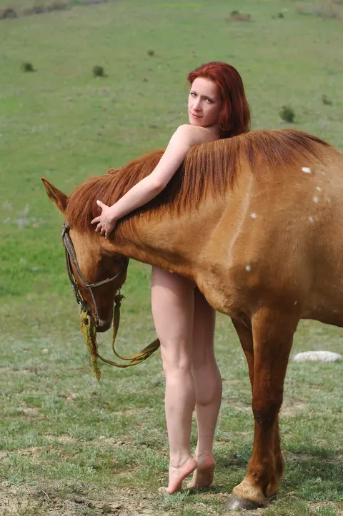 Thick Redhead Spreads Her Ass Beside a Horse in the Forest – photo 15 of 21