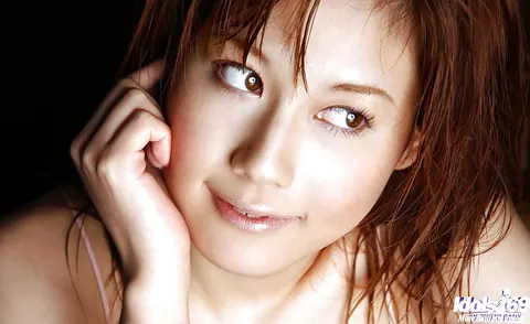 Hime Kamiya: Petite Japanese Babe Pulls Panties Aside to Show Her Hairy Bush – photo 2 of 16