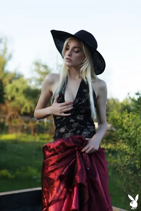Busty Ukrainian Undresses and Poses Outdoors – photo 2 of 21