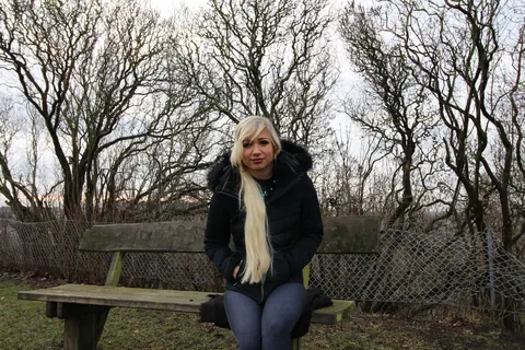 Gabi Gold: Short-Haired Blonde Gives Public Blowjob Outdoors – photo 1 of 17