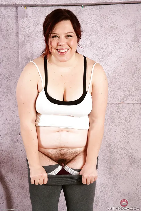 BBW MILF Pulls Yoga Pants Aside to Show Her Hairy Pussy – photo 4 of 16