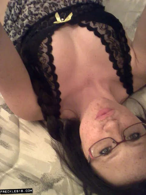 Busty Brunette in Glasses Spreads Her Pussy in Lingerie Selfie – photo 4 of 12