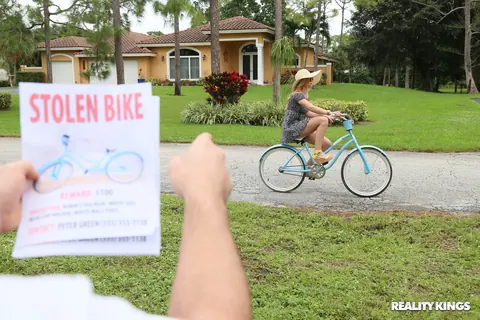 Leah Lee: Thick Brunette in a Skirt Sucks Cock and Takes Anal for Stealing a Bicycle – photo 8 of 21