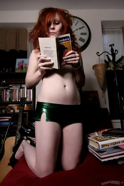 Redhead in Lingerie Masturbates on the Bed – photo 1 of 17
