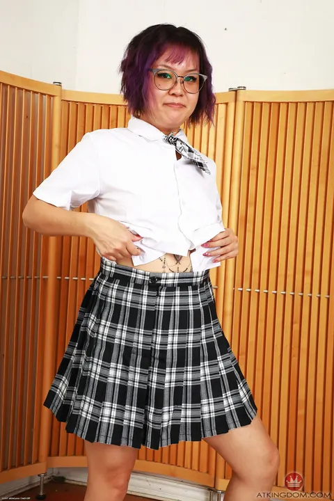 Gemma Naya: Thick Asian Brunette in Glasses Spreads Her Hairy Pussy – photo 3 of 21