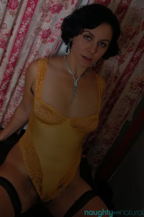 Nikki Silver: Busty Hairy Amateur Works a Toy in Her Ass at a Hotel – photo 6 of 21