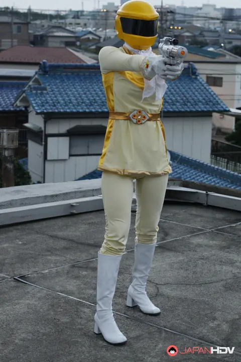 Japanese Woman Poses Outdoors in Costume, Boots and Heels – photo 12 of 20
