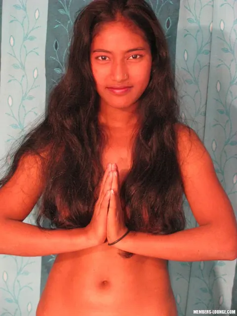 Indian Brunette Gets Her Shaved Pussy Licked After Kissing – photo 2 of 15