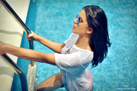 Megan Kroft: PAWG Brunette in Glasses Flashes Her Tits and Ass by the Pool – photo 8 of 15