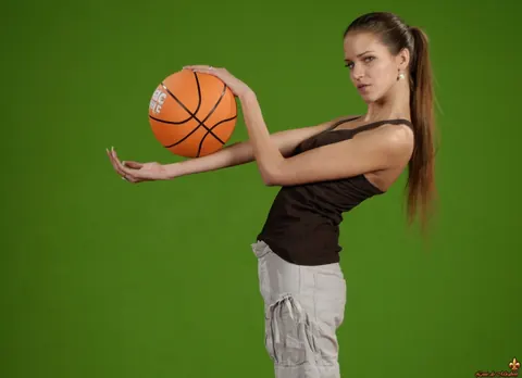 Silvie Deluxe: Tall Czech Brunette Poses Nude with a Basketball Showing Her Natural Tits – photo 1 of 16
