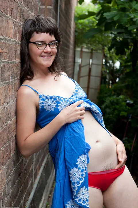 Slim Brunette in Glasses Bares All and Spreads Her Hairy Pussy Outdoors – photo 2 of 21